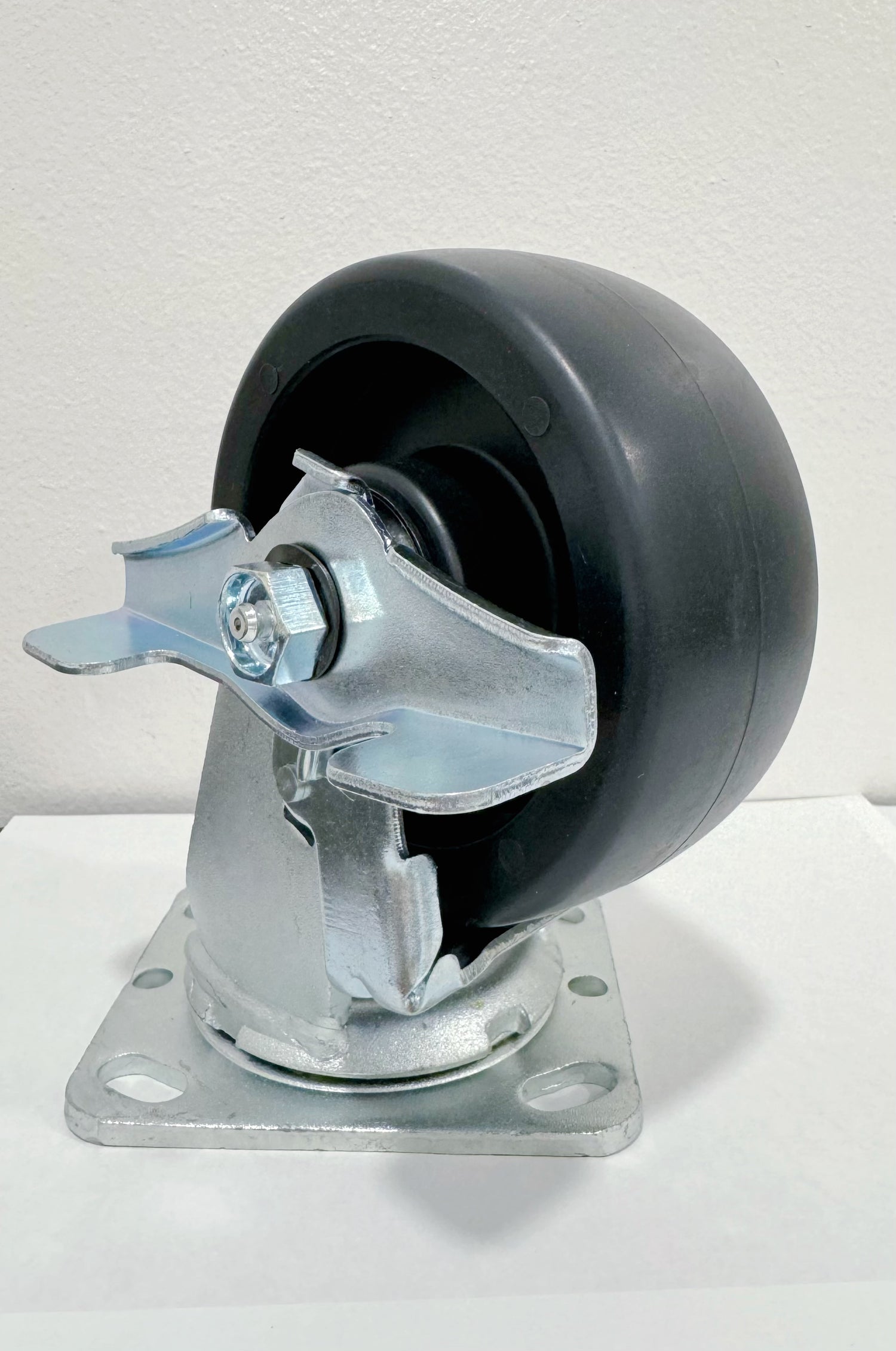 5" x 2" Heavy Duty Plastic Wheel Casters with Brake